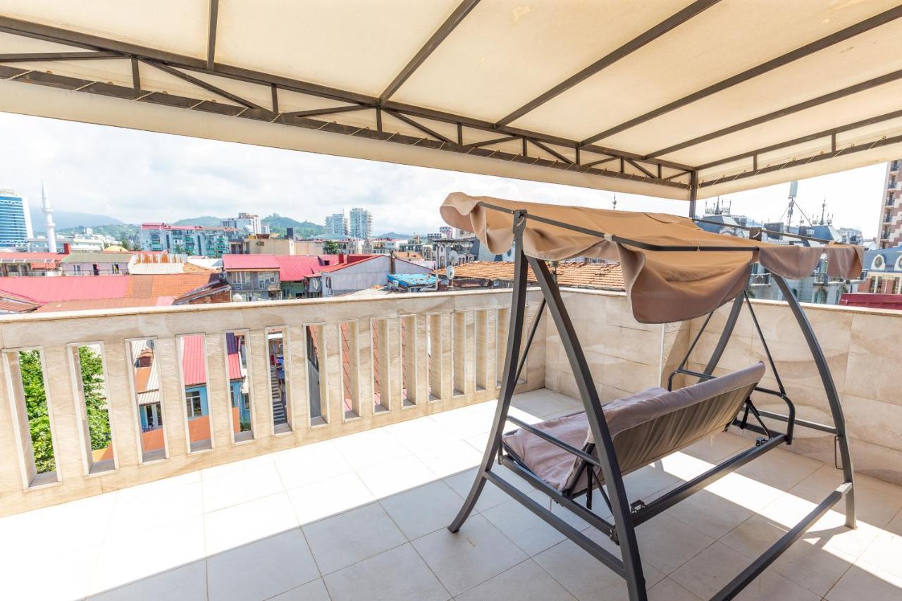 Hotel N16 Batumi Ngoại thất bức ảnh