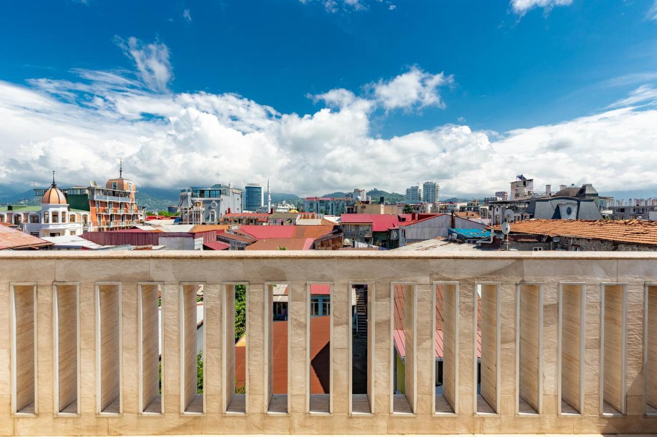 Hotel N16 Batumi Ngoại thất bức ảnh