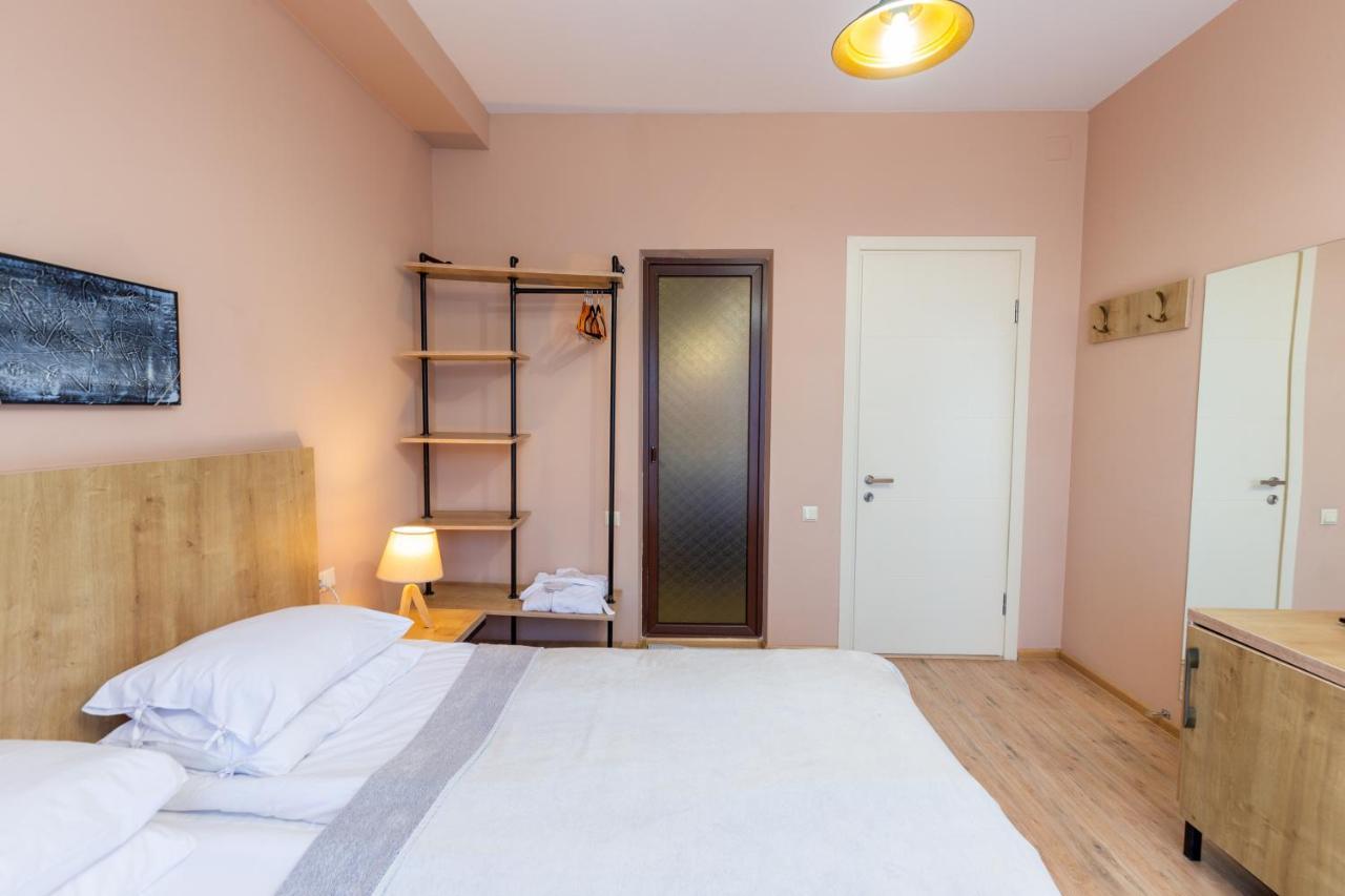 Hotel N16 Batumi Ngoại thất bức ảnh
