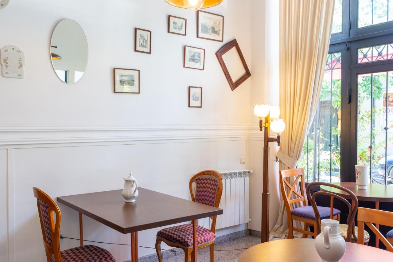 Hotel N16 Batumi Ngoại thất bức ảnh