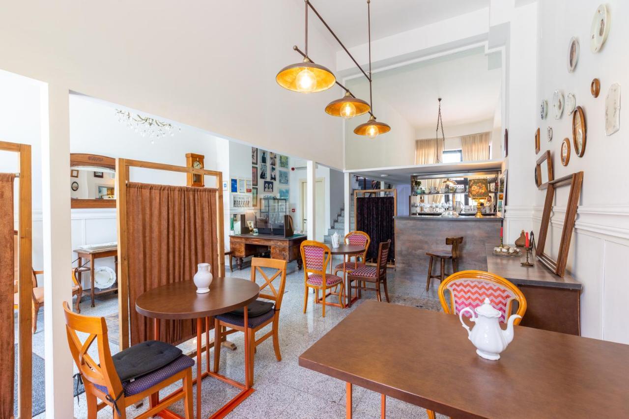 Hotel N16 Batumi Ngoại thất bức ảnh
