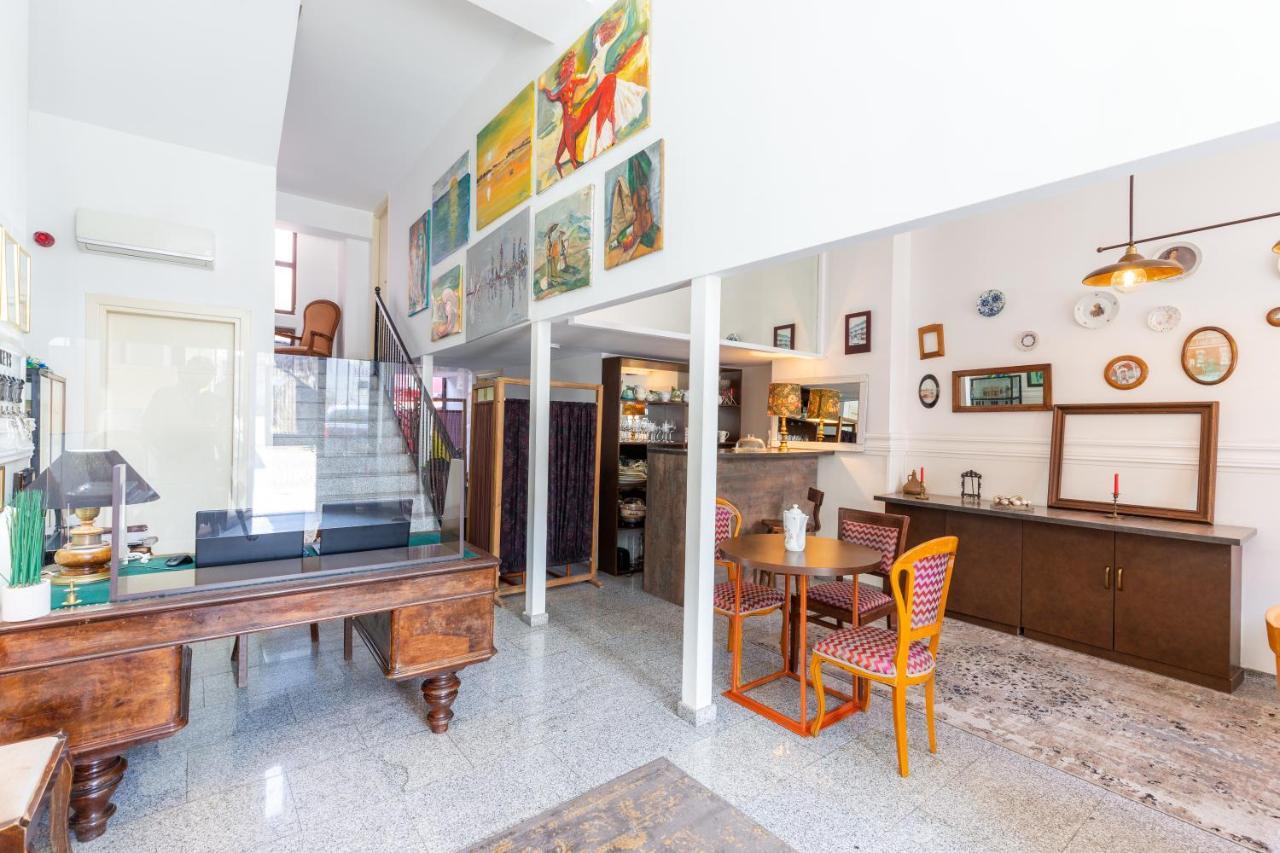 Hotel N16 Batumi Ngoại thất bức ảnh